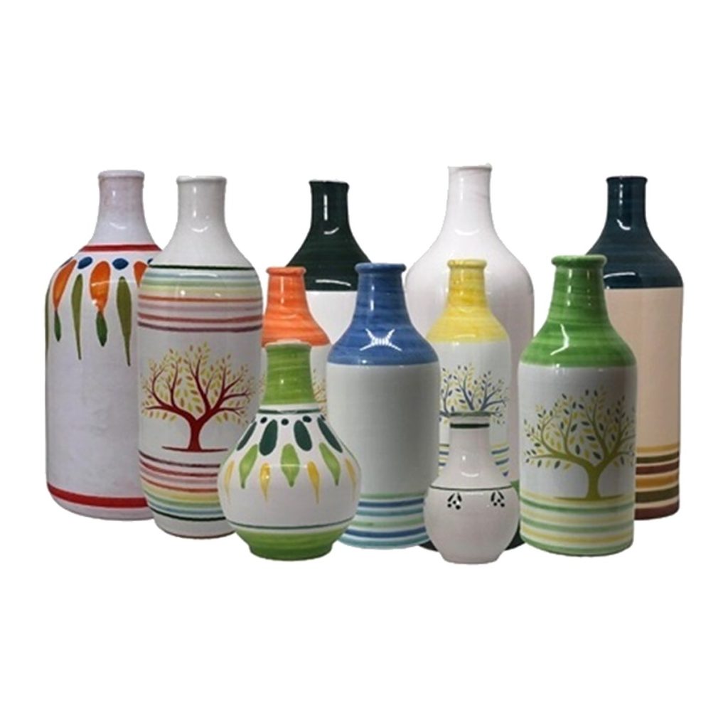 Bottiglie e orcetti in ceramica