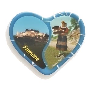 Calamita in resina cuore a metà